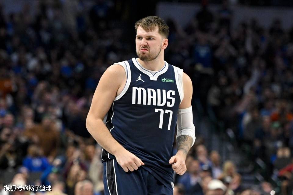 亚博中国官网-纳达尔在独行侠比赛中出色发挥，战术调整引发热议！-亚博中国官网